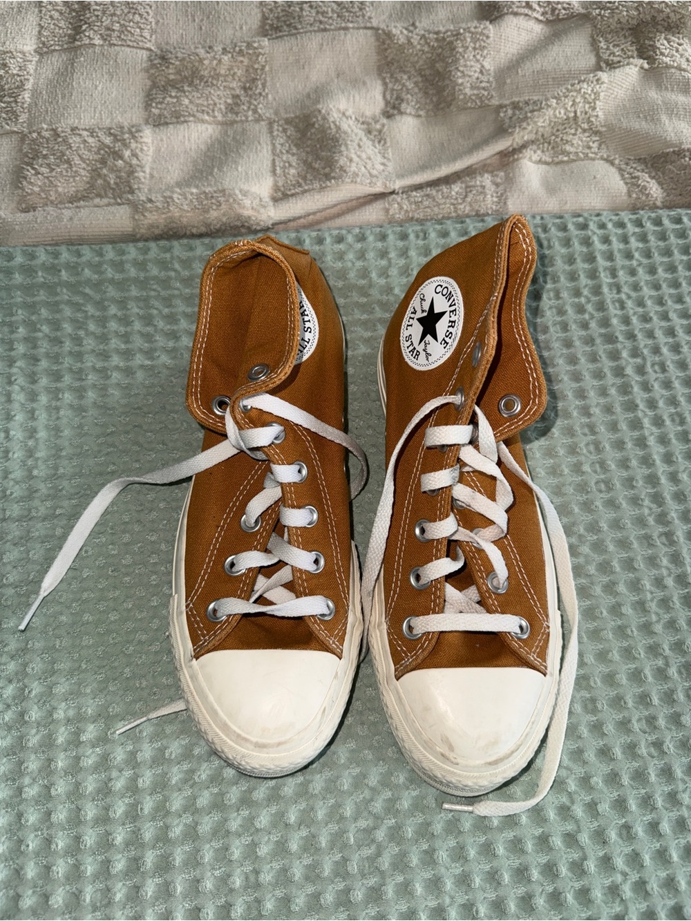 Converse High Topβ Sneakers in Rust 5M/7W